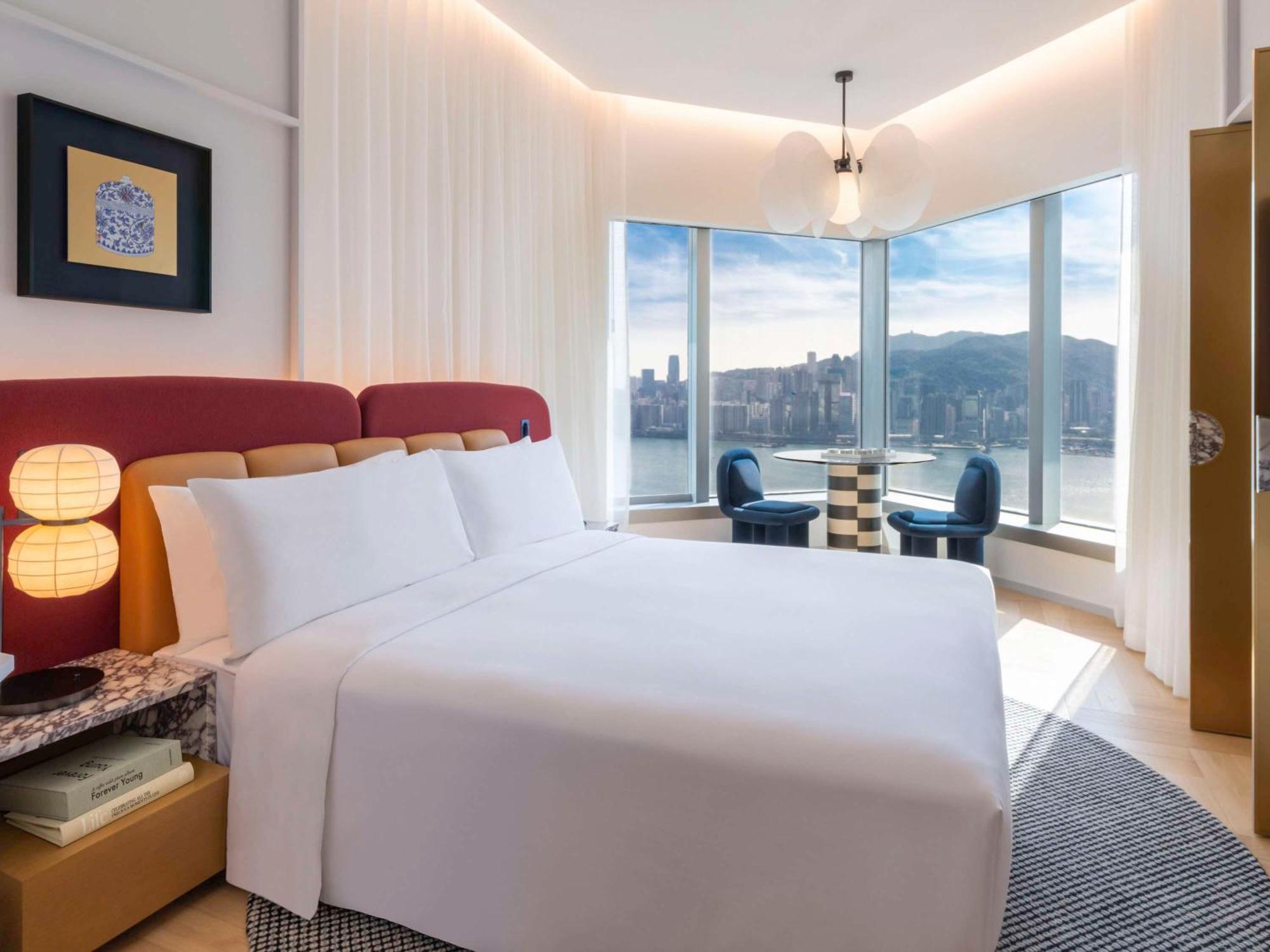 โรงแรม Mondrian